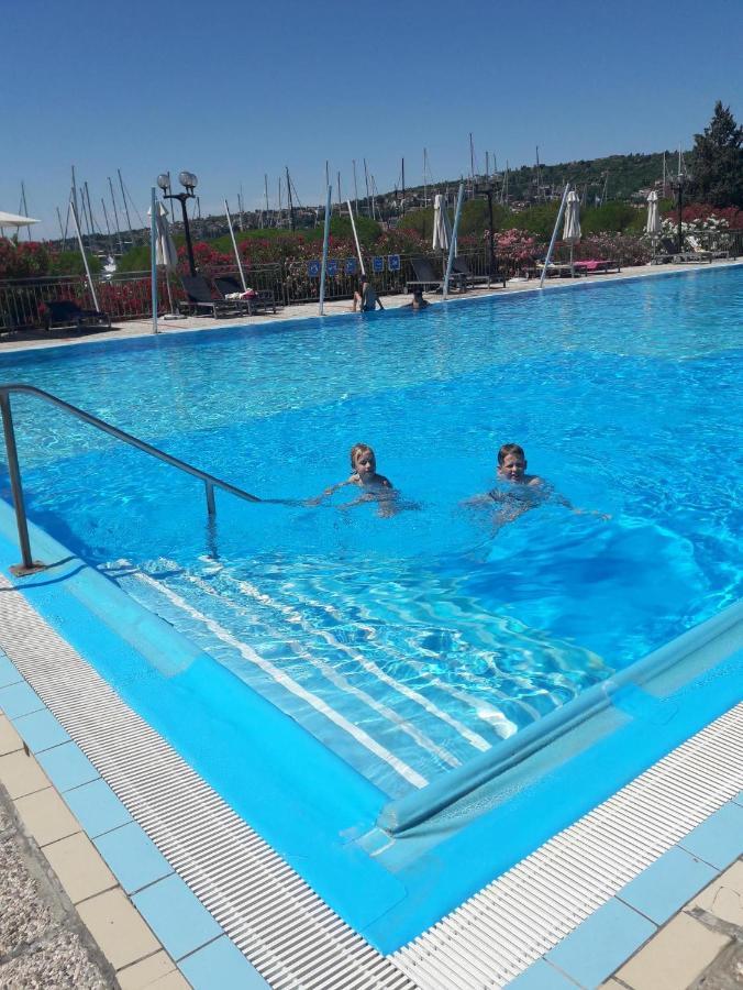 Floating Sea House Kahne Portorozヴィラ エクステリア 写真