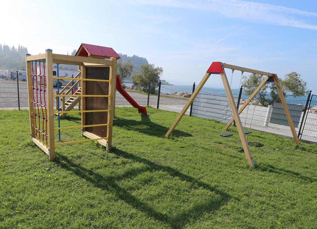 Floating Sea House Kahne Portorozヴィラ エクステリア 写真
