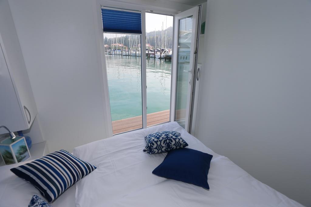 Floating Sea House Kahne Portorozヴィラ エクステリア 写真