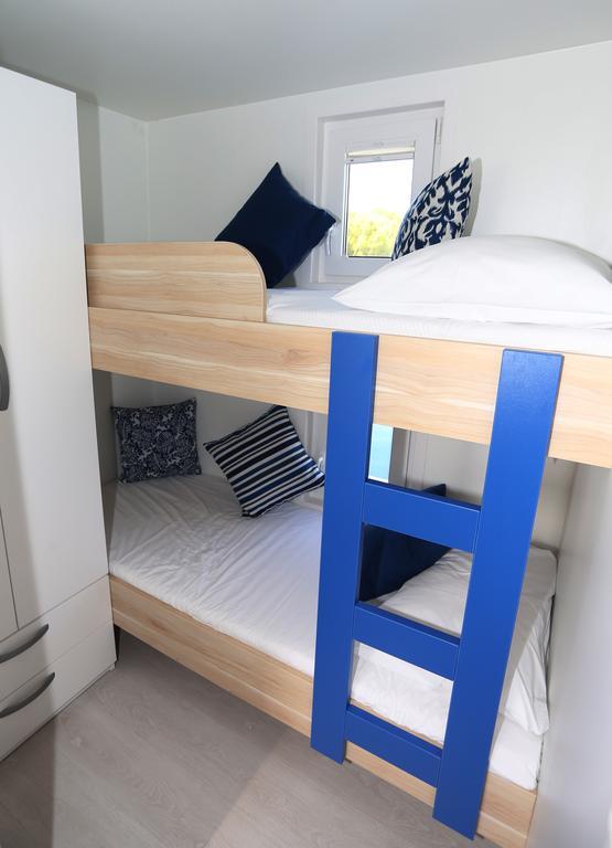 Floating Sea House Kahne Portorozヴィラ エクステリア 写真