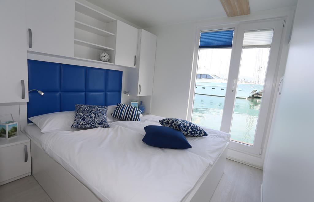 Floating Sea House Kahne Portorozヴィラ エクステリア 写真