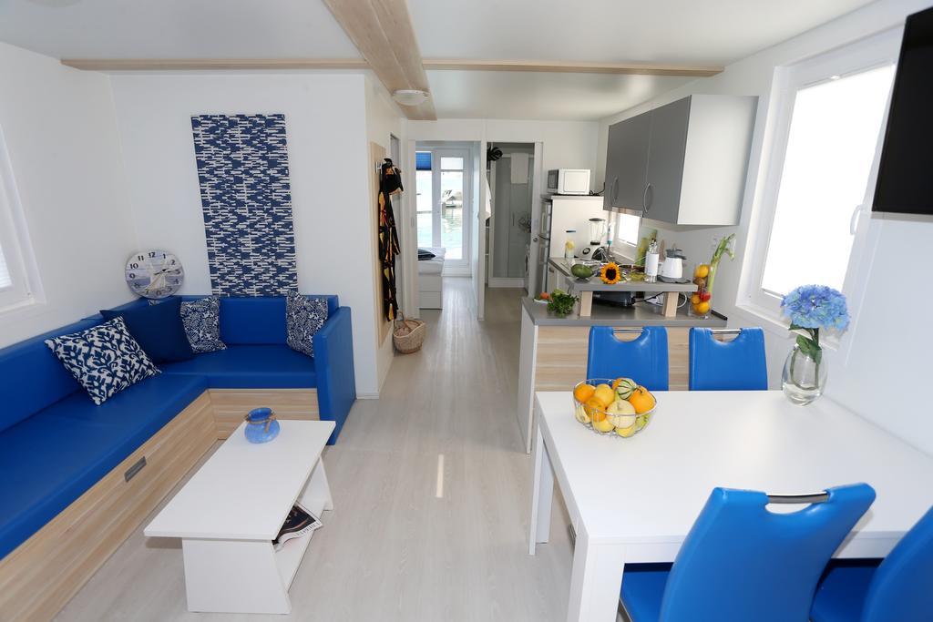 Floating Sea House Kahne Portorozヴィラ エクステリア 写真