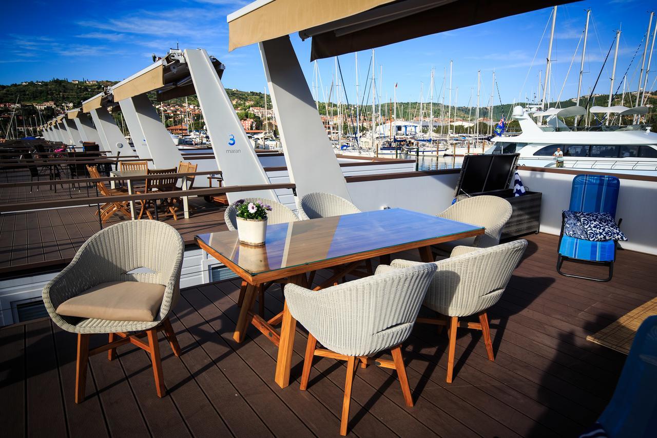 Floating Sea House Kahne Portorozヴィラ エクステリア 写真