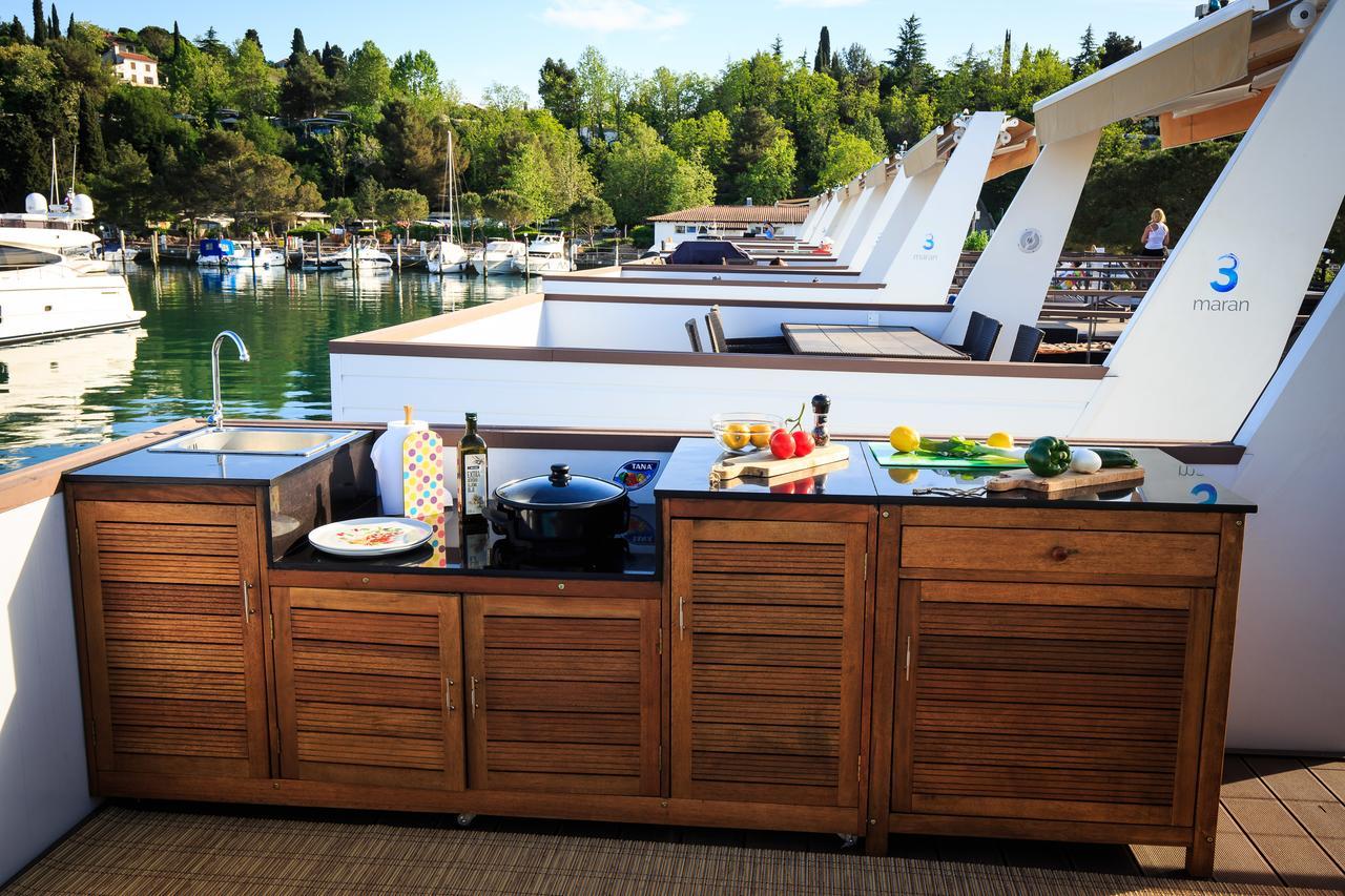 Floating Sea House Kahne Portorozヴィラ エクステリア 写真